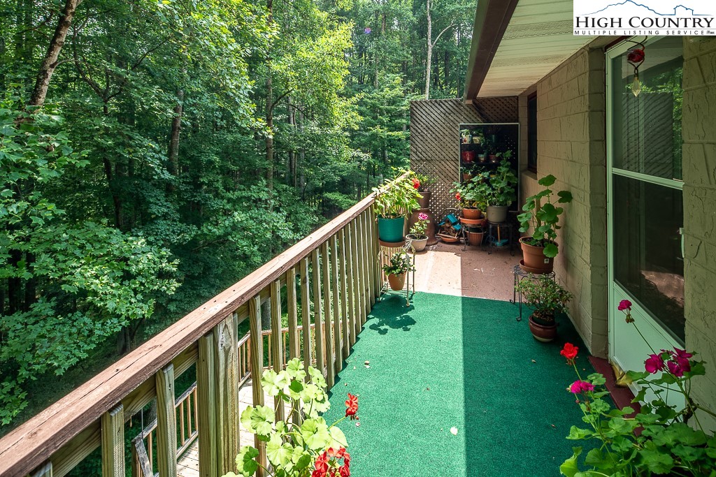 2691 Poplar Grove Road South, Unit 4 Boone, NC 28607 - Photo 11 of 50 Gallery Image 11
