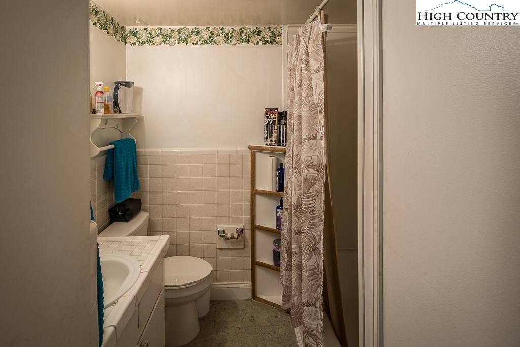2691 Poplar Grove Road South, Unit 4 Boone, NC 28607 - Photo 32 of 50 Gallery Image 32