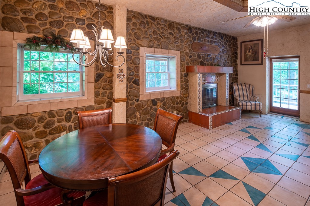 2691 Poplar Grove Road South, Unit 4 Boone, NC 28607 - Photo 37 of 50 Gallery Image 37