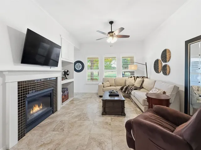 $1,925 | 126 Cold Springs Drive, Georgetown, TX 78633