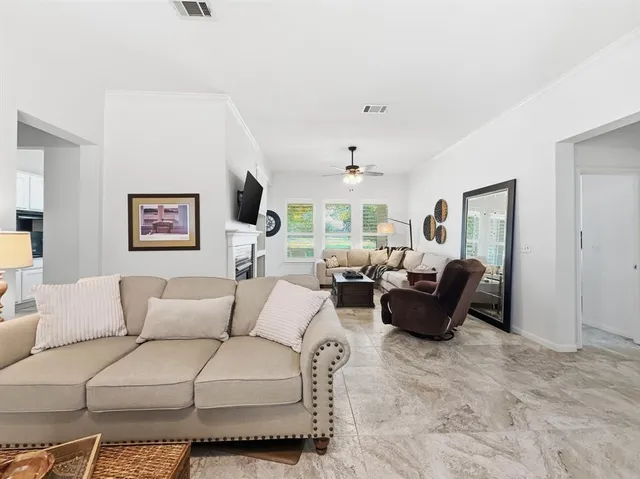 $1,925 | 126 Cold Springs Drive, Georgetown, TX 78633