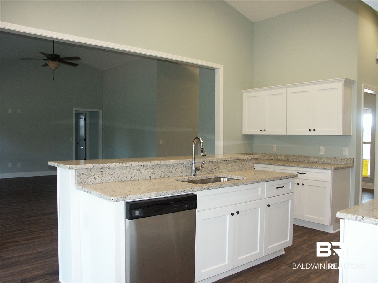 12772 Westfield Loop Lillian, AL 36549 - Photo 7 of 21 Granite Kitchen Counterto