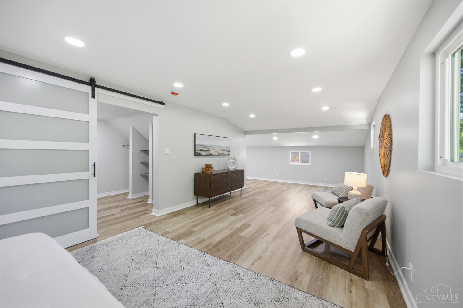 8801 Plainfield Road Cincinnati, OH 45236 - Photo 27 of 63