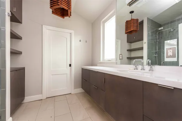 $1,185,000 | 503 East 46th Street, Austin, TX 78751