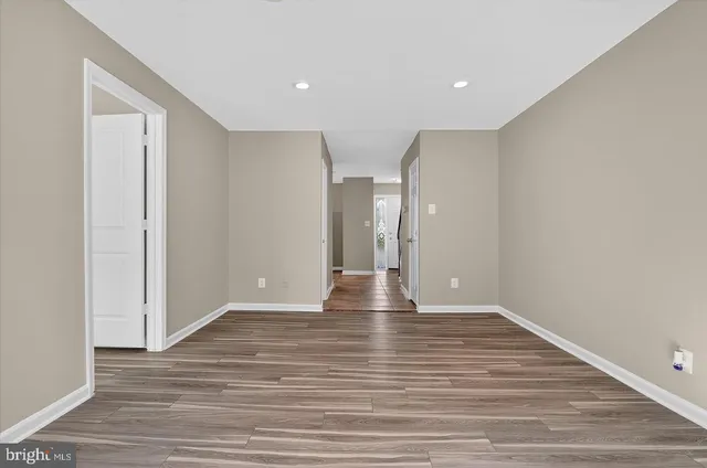 $3,000 | 402 Reneau Way, Herndon, VA 20170