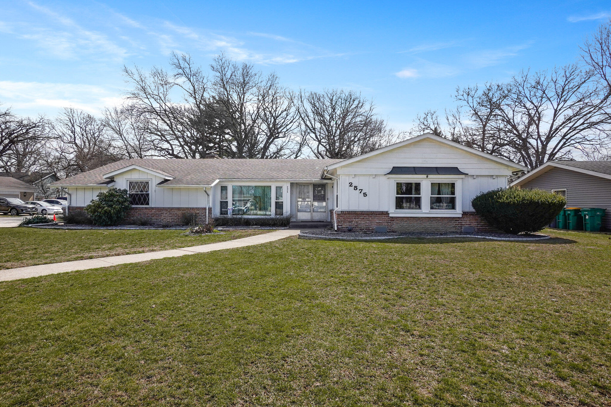 2575 West 65th Avenue Merrillville, IN 46410 - Photo 1 of 32 2048x1365
