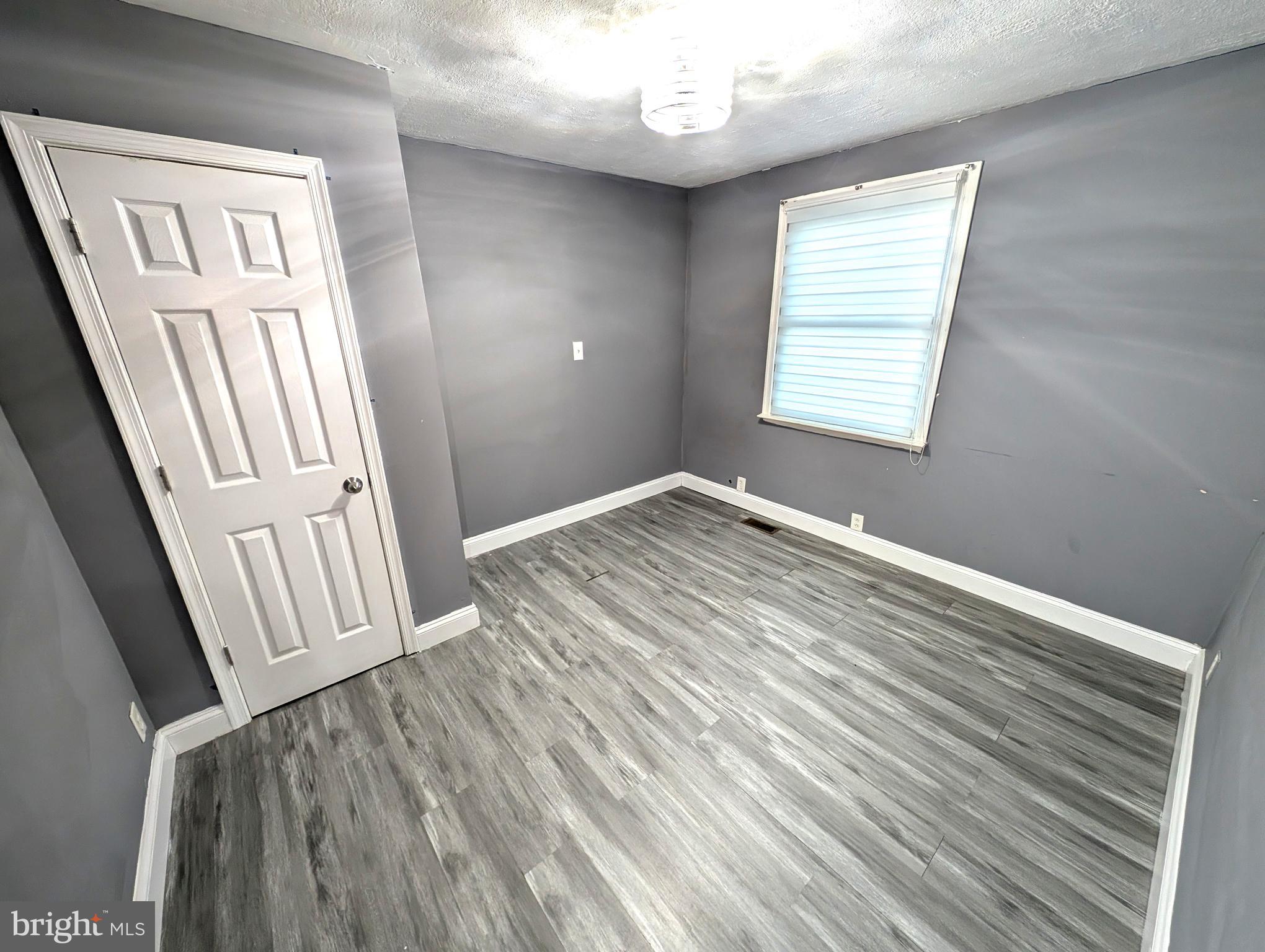 8102 Cornwall Road Dundalk, MD 21222 - Photo 8 of 30 Gallery Image 8