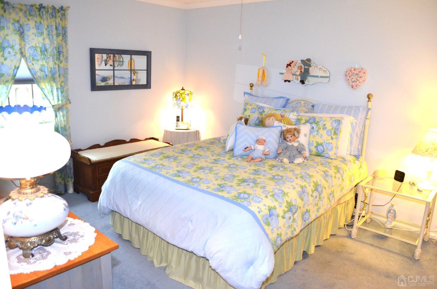 6 Foxhall Middlesex, NJ 08846 - Photo 6 of 18 Gallery Image 6