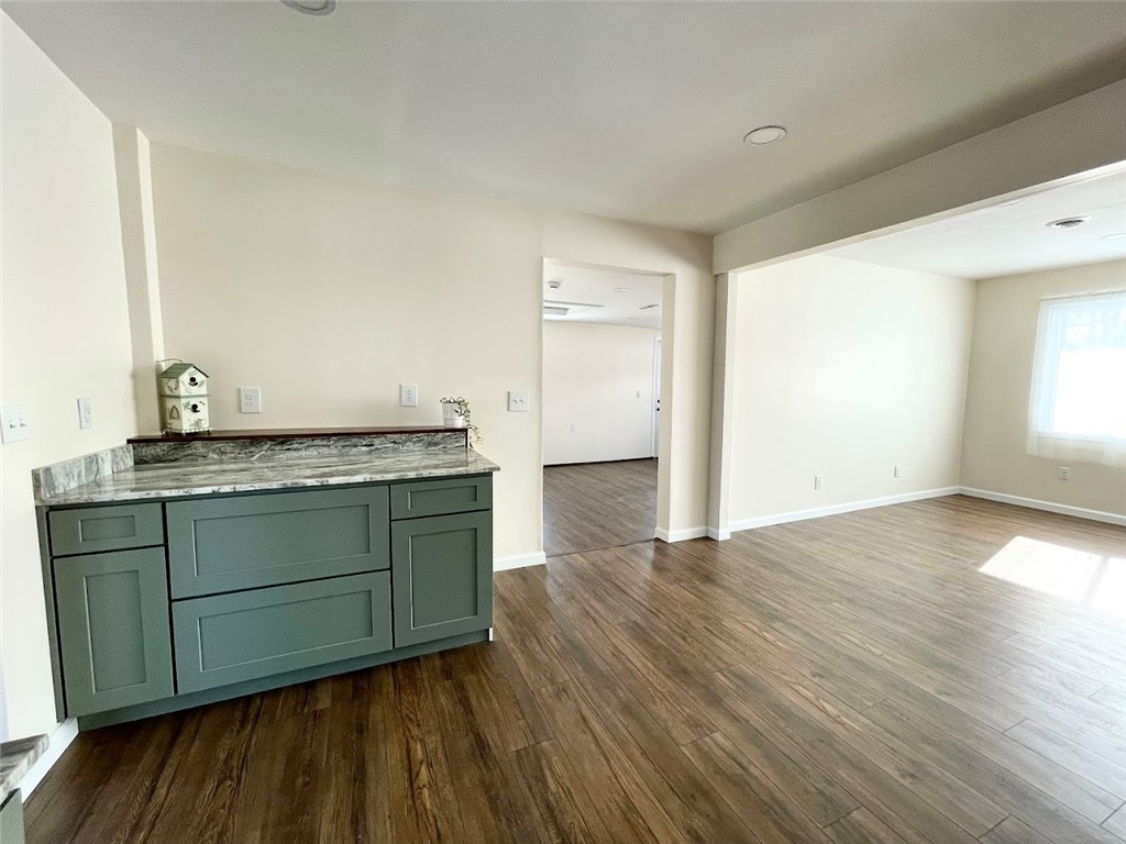 39 Elmhurst Circle Aurelius, NY 13021 - Photo 15 of 24 Kitchen