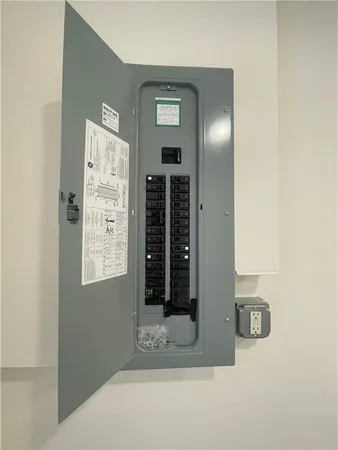 $235,000 | 39 Elmhurst Circle, Aurelius, NY 13021