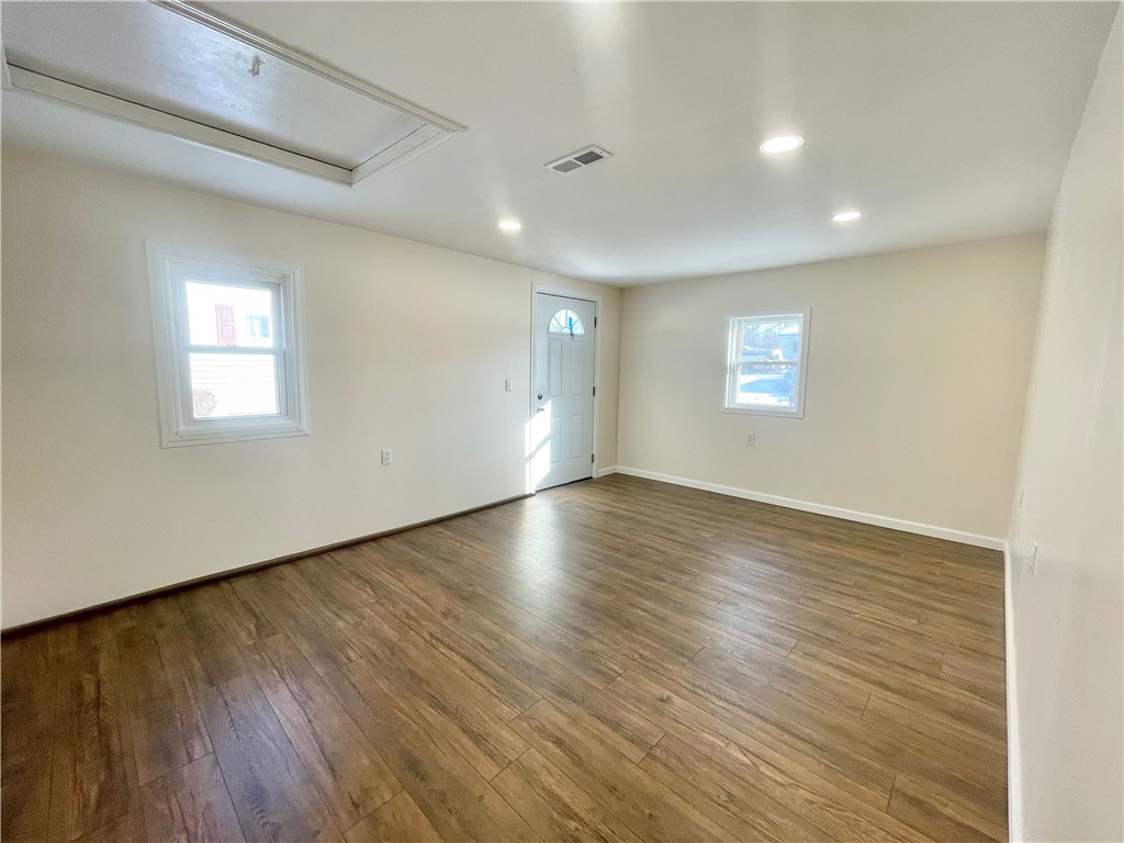 39 Elmhurst Circle Aurelius, NY 13021 - Photo 7 of 24 Mudroom