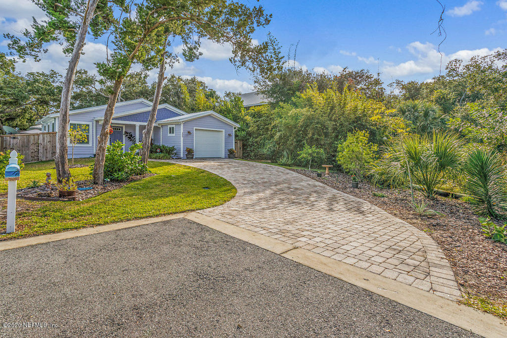 405 2nd Street St. Augustine, FL 32084 - Photo 12 of 49 a view of backyard of house with green space