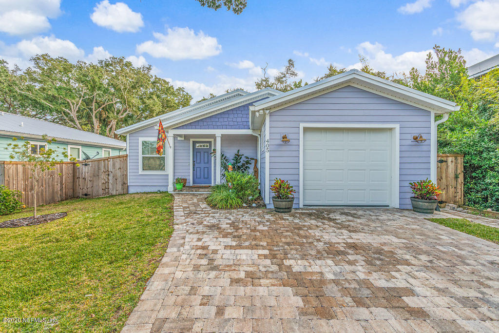 405 2nd Street St. Augustine, FL 32084 - Photo 7 of 49 a view of a house with a yard