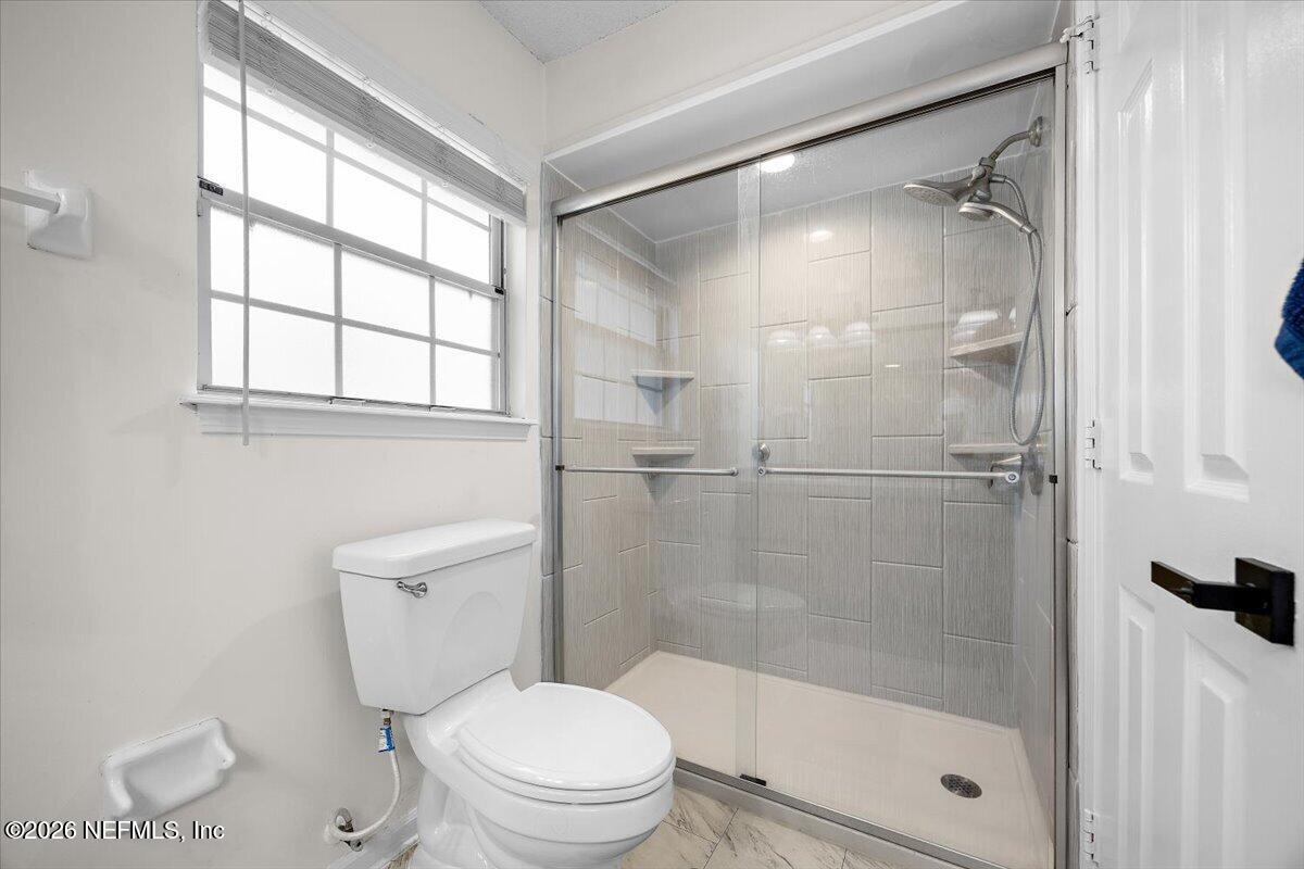 10954 Heathfield Road Jacksonville, FL 32225 - Photo 24 of 32 19-Bathroom