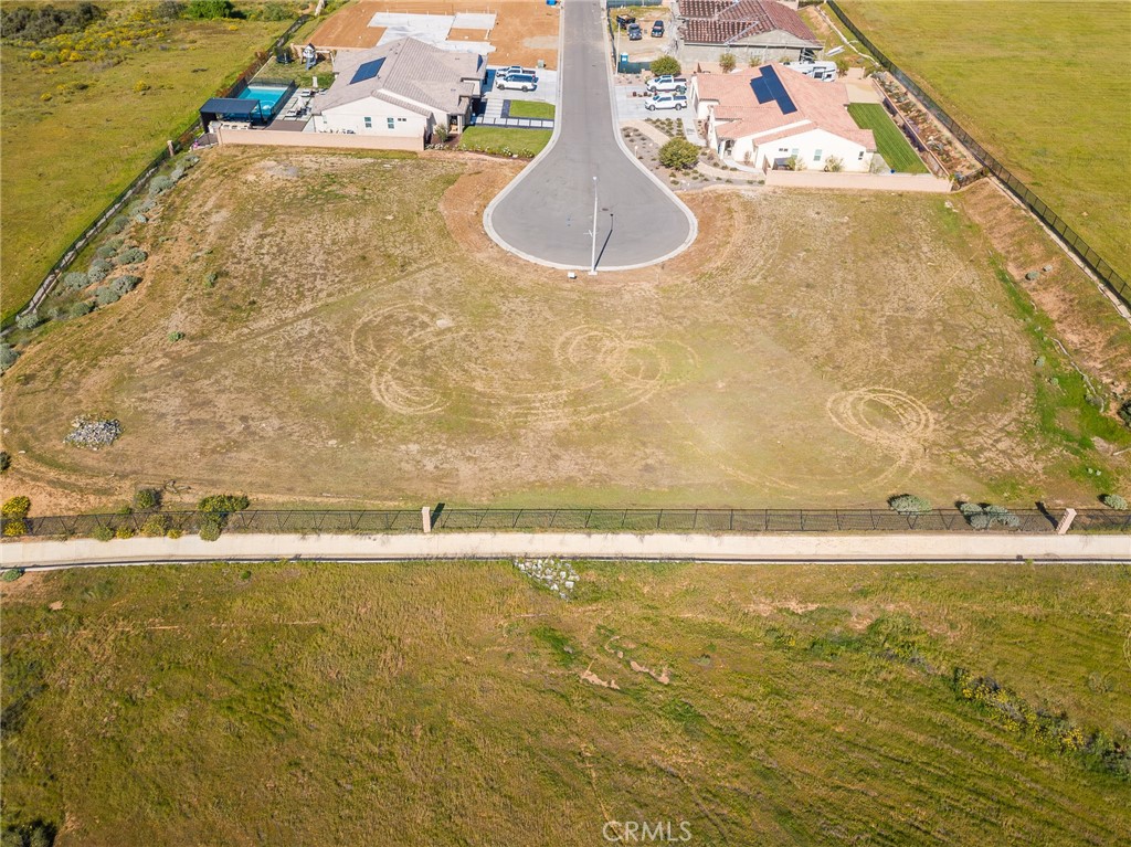 7955 Featherstone Court Riverside, CA 92506 - Photo 6 of 13