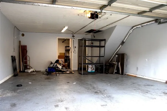 $399,000 | 7045 Woodley Avenue, Unit 124, Lake Balboa, CA 91406