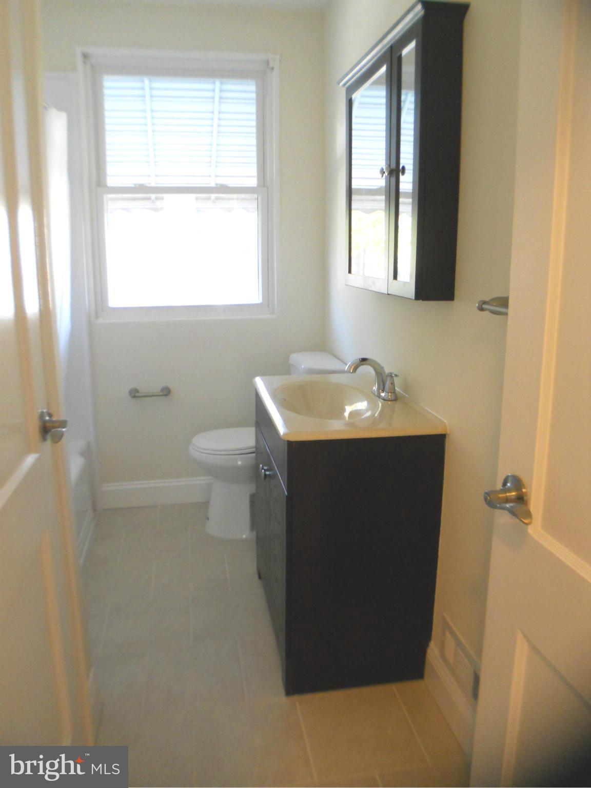 951 Masefield Road Baltimore, MD 21207 - Photo 13 of 28 Bath