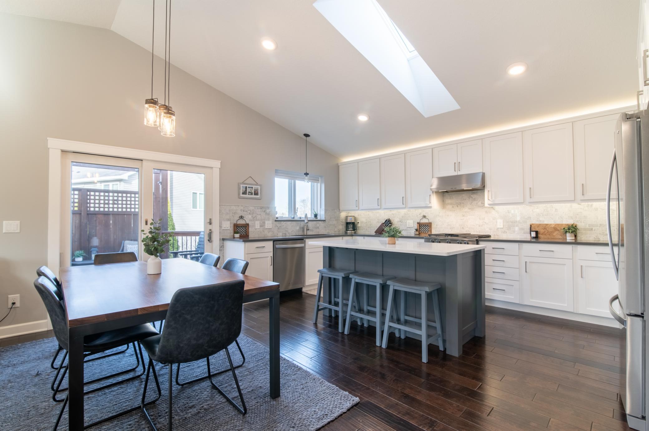 676 North Hay Lake Road Eagan, MN 55123 - Photo 16 of 56