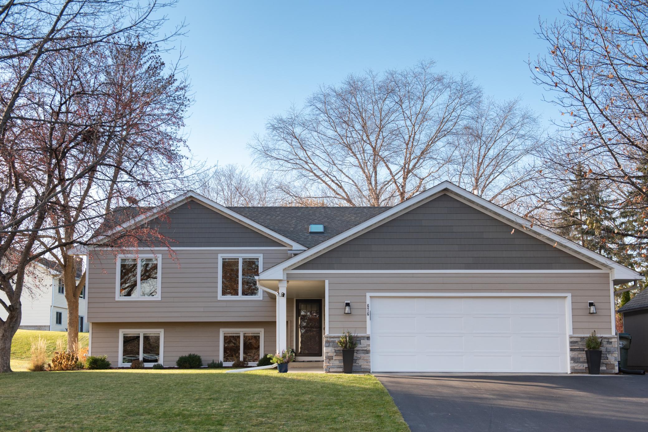 676 North Hay Lake Road Eagan, MN 55123 - Photo 19 of 56