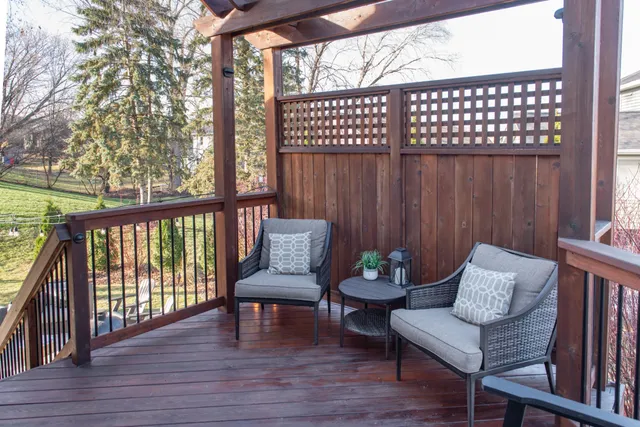 $549,900 | 676 North Hay Lake Road, Eagan, MN 55123