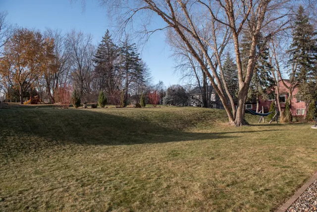 $549,900 | 676 North Hay Lake Road, Eagan, MN 55123