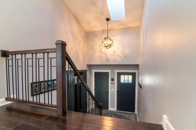 $549,900 | 676 North Hay Lake Road, Eagan, MN 55123