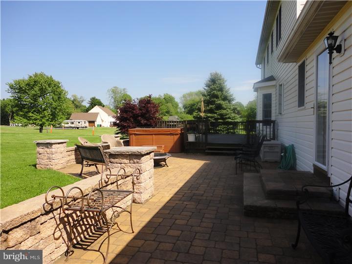 541 Middletown Road Media, PA 19063 - Photo 22 of 23 Patio
