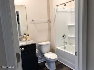 1525 Justice Union Court Raleigh, NC 27604 - Photo 9 of 21 JU - First Floor full bathroom