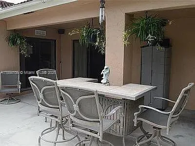 $655,000 | 5920 York Lane, Davie, FL 33331