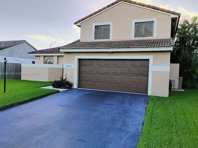 $655,000 | 5920 York Lane, Davie, FL 33331