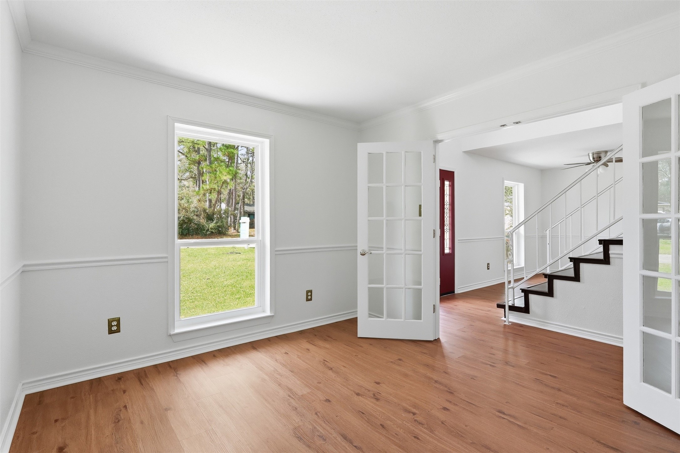10 East Broken Oak Court Spring, TX 77381 - Photo 10 of 47 Wonderful office space with a view of the lovely Panther Creek nature, and plenty of natural light to brighten your day.