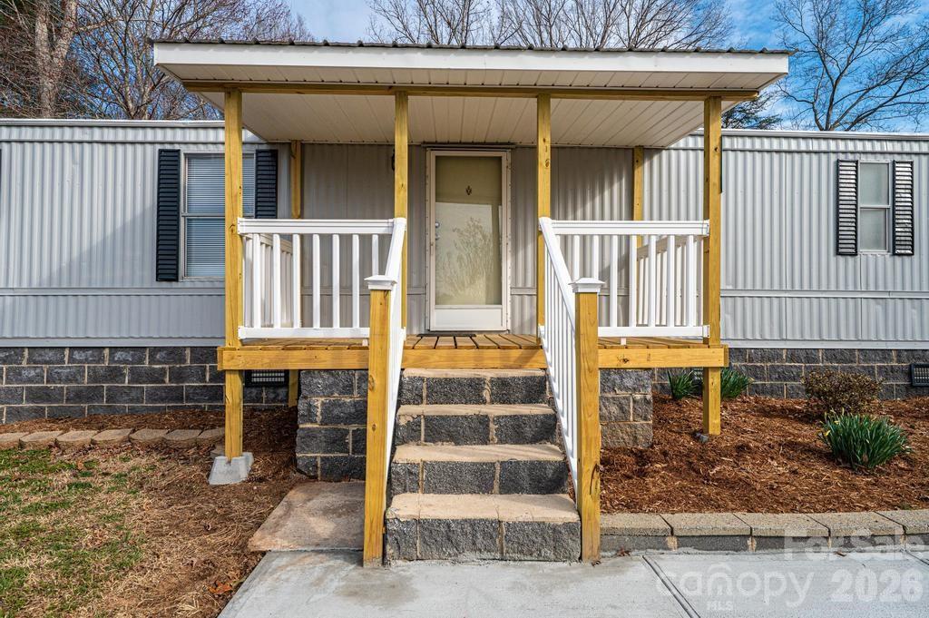 4791 Helton Road Granite Falls, NC 28630 - Photo 3 of 34