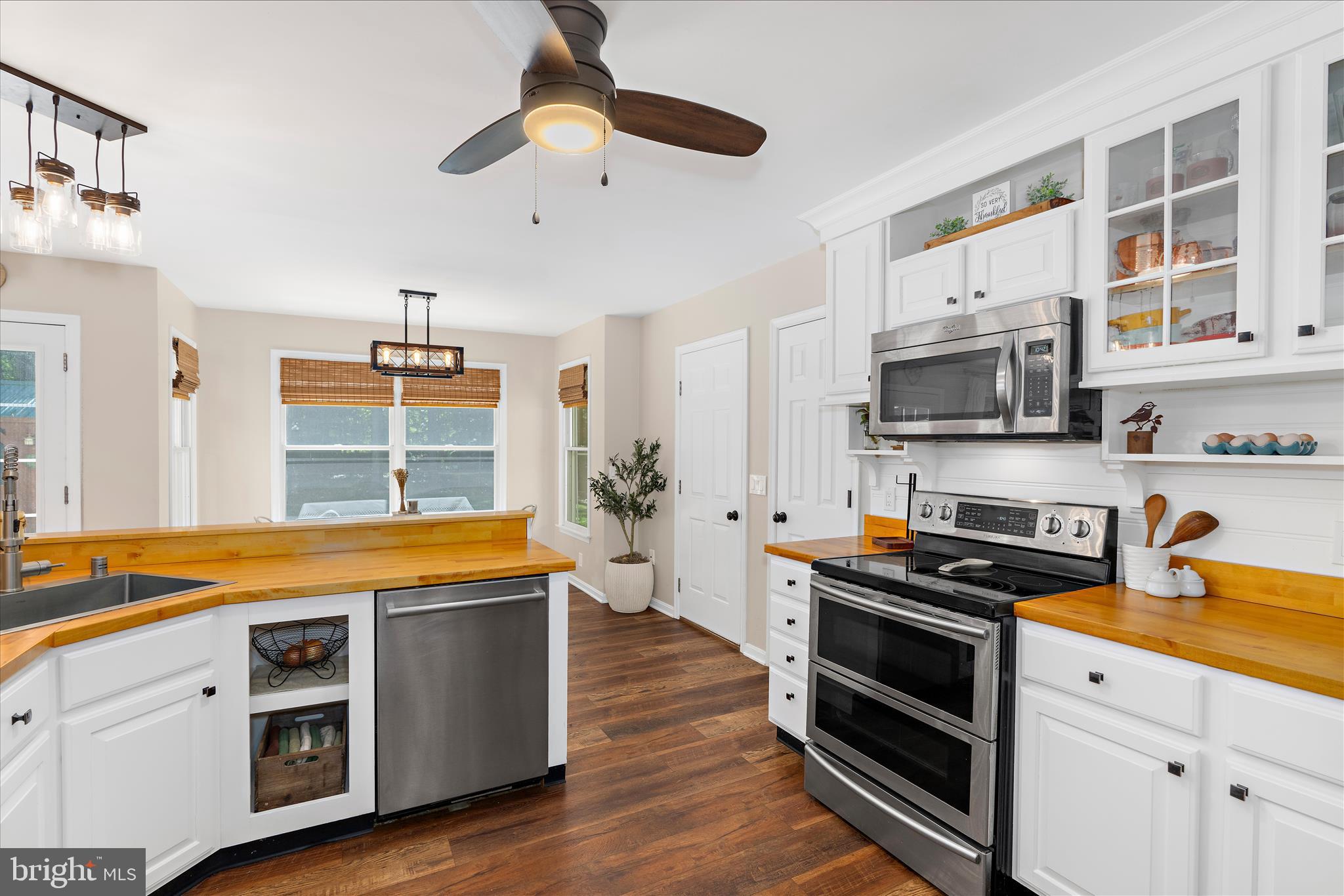 314 Dulin Clark Road Centreville, MD 21617 - Photo 11 of 66 Updated cabinets