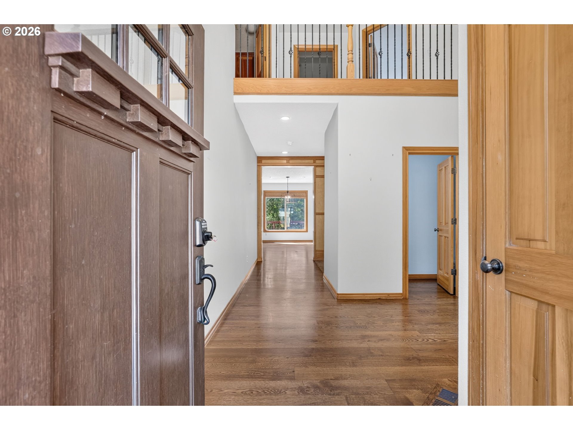 8311 Southwest 43rd Avenue Portland, OR 97219 - Photo 4 of 45 Entrance/Foyer