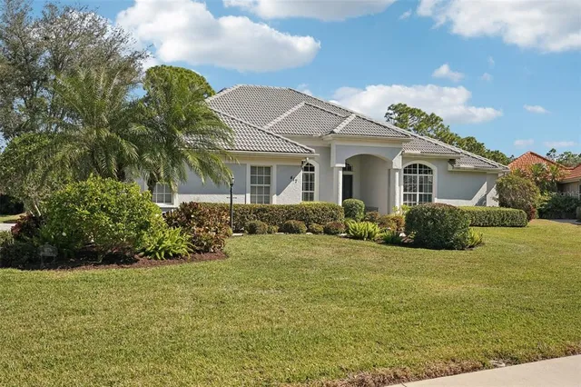 $995,900 | 417 Huntridge Drive, Venice, FL 34292