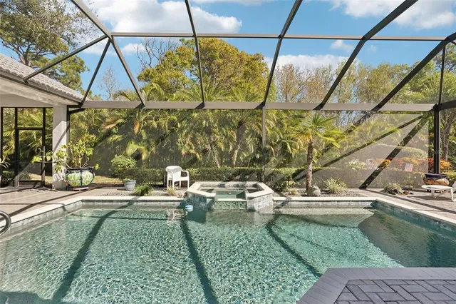 $995,900 | 417 Huntridge Drive, Venice, FL 34292