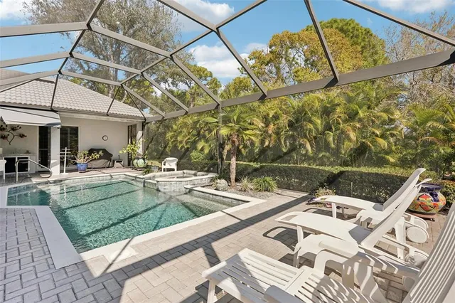 $995,900 | 417 Huntridge Drive, Venice, FL 34292