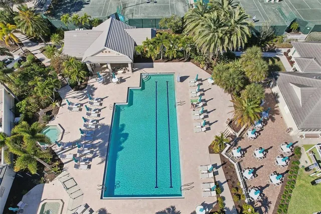 $995,900 | 417 Huntridge Drive, Venice, FL 34292