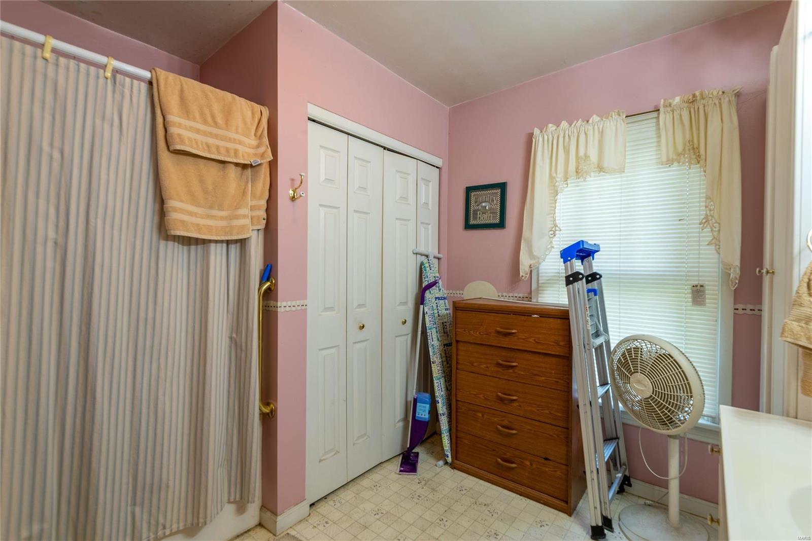 3022 Telegraph Road St. Louis, MO 63125 - Photo 13 of 23 Gallery Image 13
