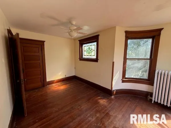 $73,900 | 514 North McArthur Street, Macomb, IL 61455