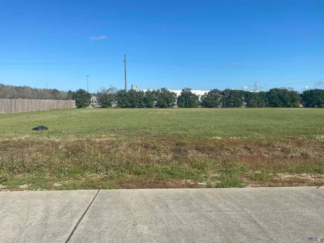 $24,500 | 121 Lillian Drive, Plattenville, LA 70393