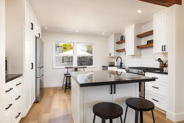 $2,595,000 | 238 San Rafael Avenue, Santa Barbara, CA 93109