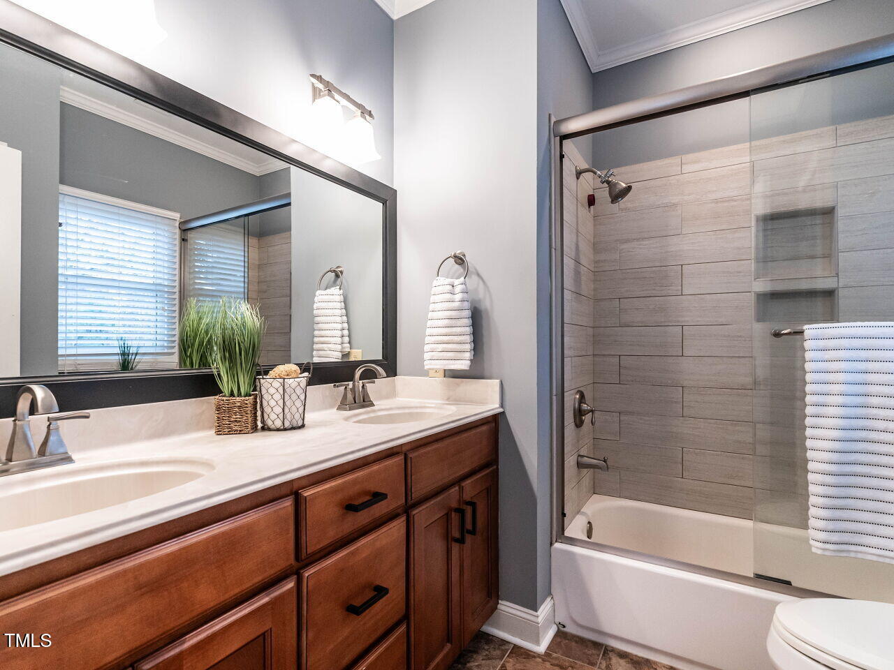 3117 Campbell Road Raleigh, NC 27606 - Photo 24 of 42 023-1280x960-primary-bath