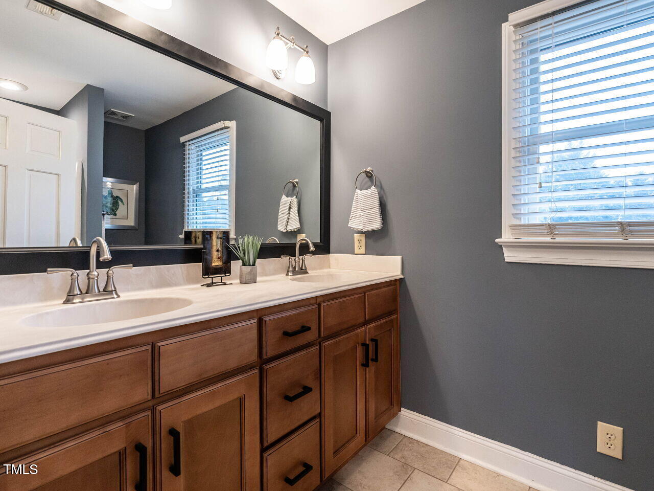 3117 Campbell Road Raleigh, NC 27606 - Photo 28 of 42 028-1280x960-bathroom