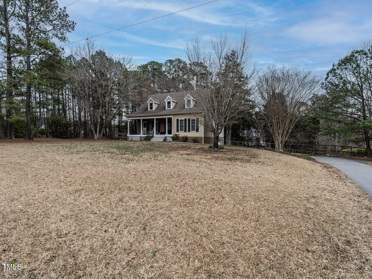3117 Campbell Road Raleigh, NC 27606 - Photo 4 of 42 003-1280x960-front