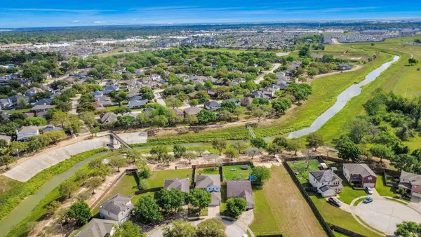 $289,900 | 17006 Kemble Creek Drive, Houston, TX 77084