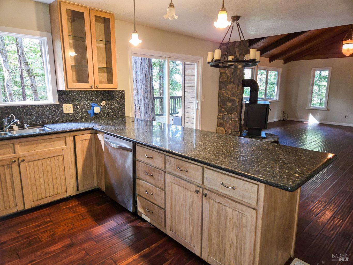 4030 Ridge Circle Willits, CA 95490 - Photo 8 of 41