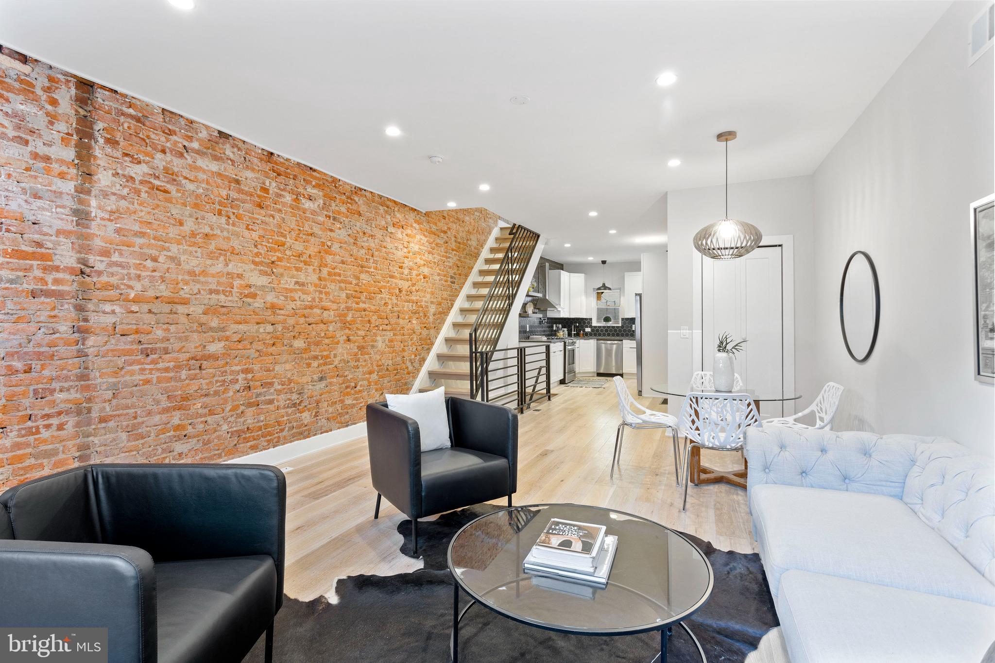 1827 Reed Street Philadelphia, PA 19146 - Photo 2 of 24