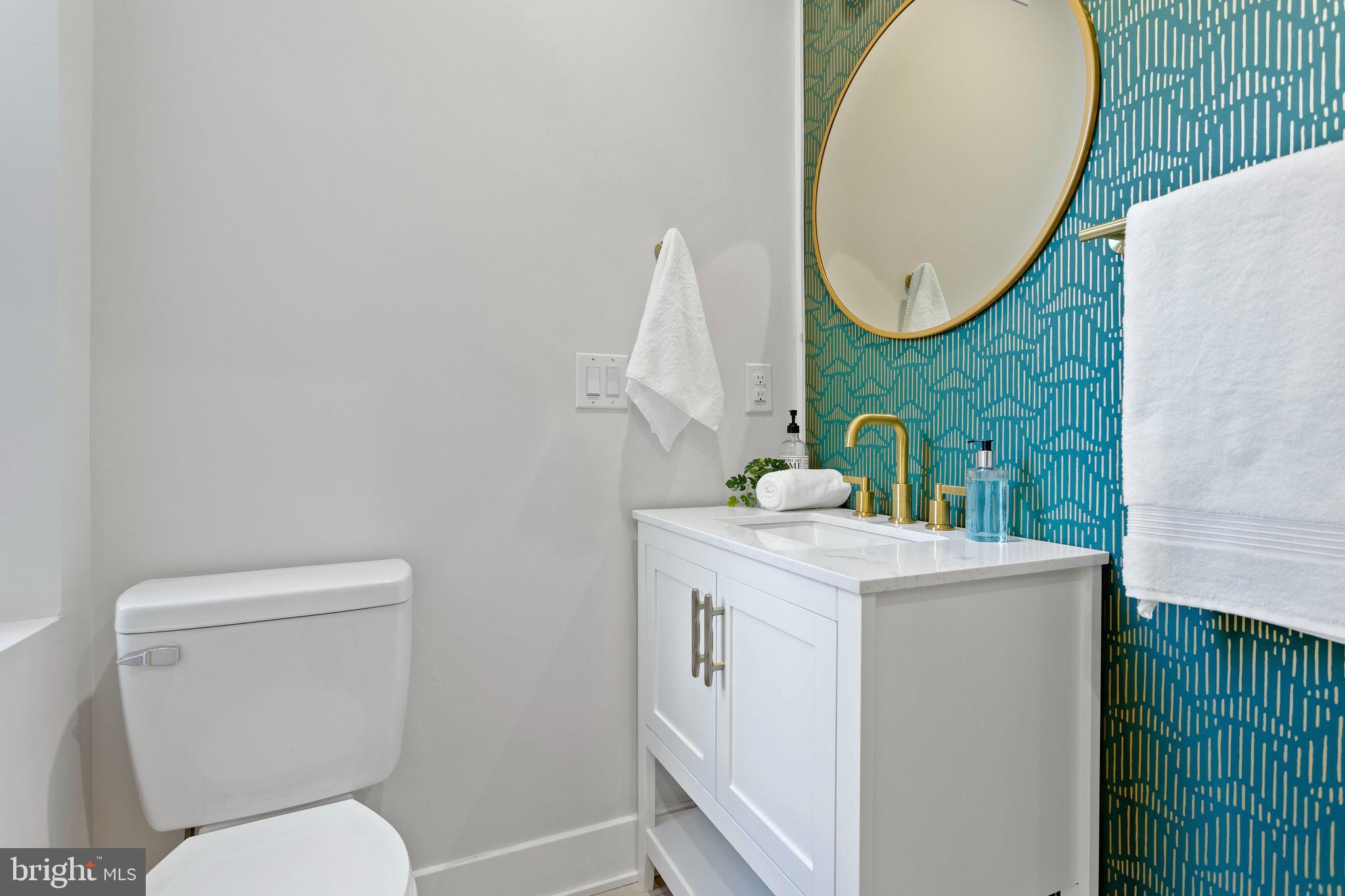1827 Reed Street Philadelphia, PA 19146 - Photo 8 of 24