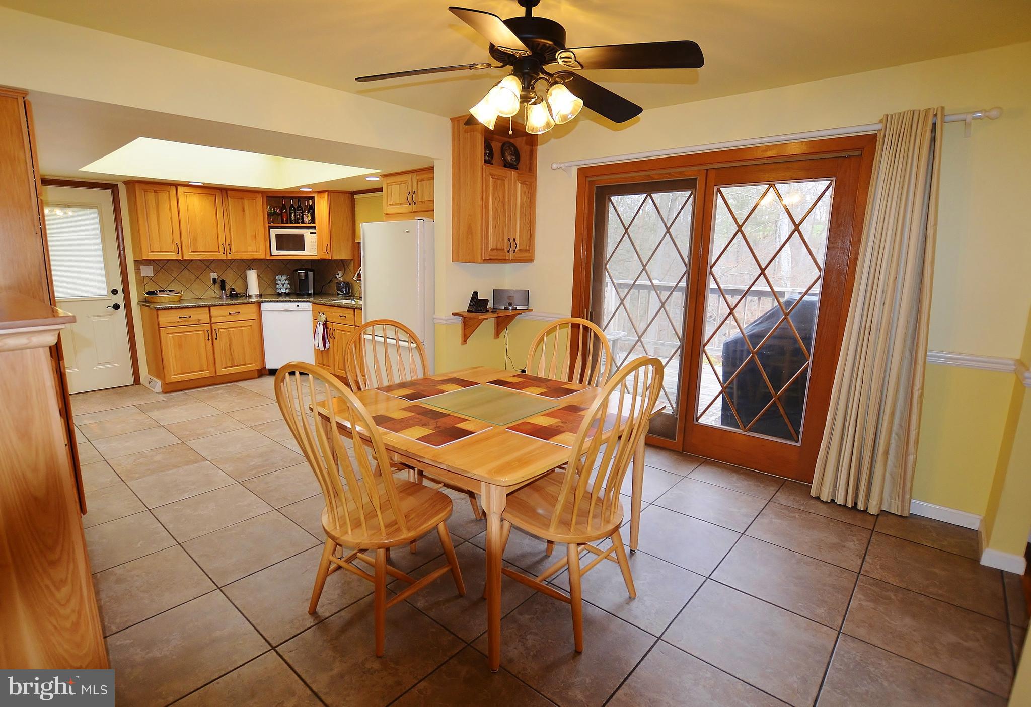 430 Greenville Road Denver, PA 17517 - Photo 7 of 23 Dining Area